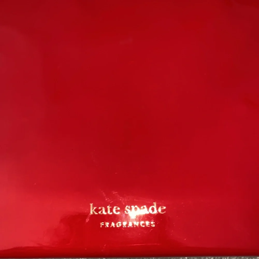 Kate Spade Fragrances Cherie Pouch red patent travel Bag‎ cosmetic Case ONLY New
